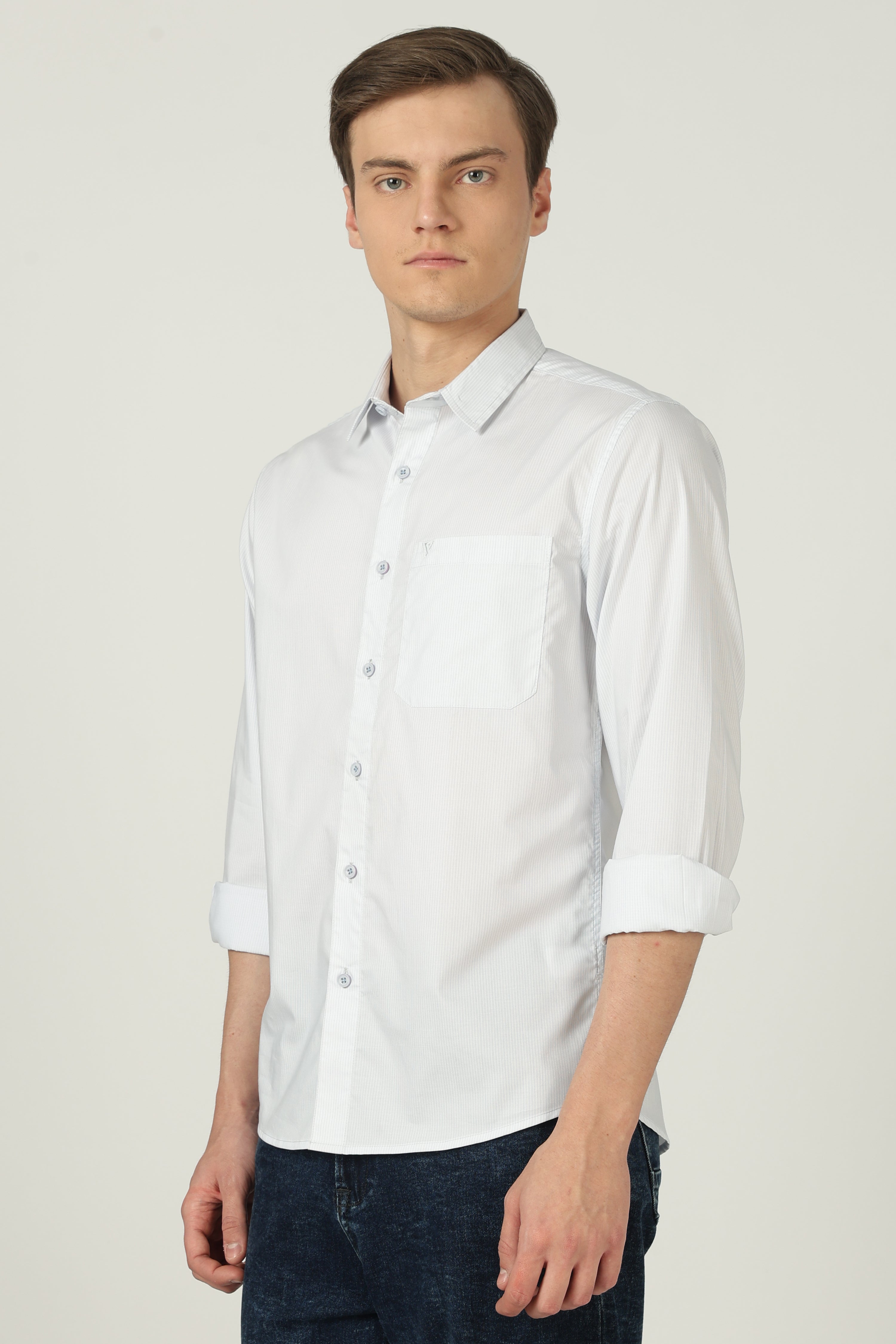 Windsor Liquid Cotton Luxe Shirt- white pinstripe